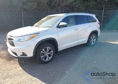 2015 Toyota Highlander Xle V6 from USA, damaged, VIN 5TDJKRFH1FS096338